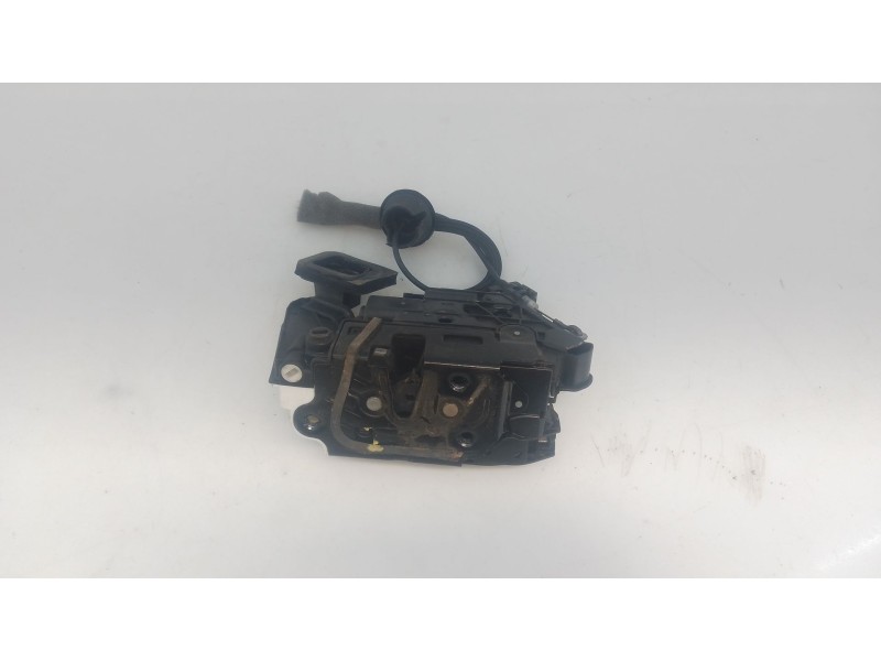 Recambio de cerradura puerta trasera izquierda para seat leon (5f1) 1.2 tsi referencia OEM IAM   