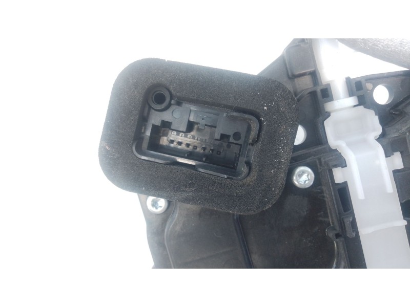 Recambio de cerradura puerta trasera izquierda para skoda kamiq (nw4) 1.0 tsi referencia OEM IAM   