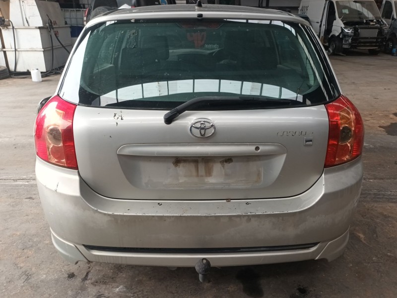 toyota corolla (_e12_) del año 2008