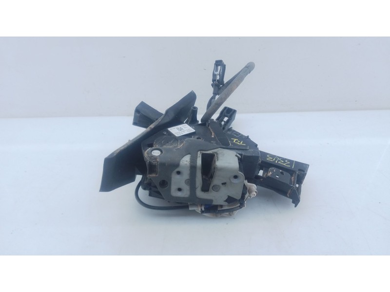Recambio de cerradura puerta trasera izquierda para ford focus iii 1.6 tdci referencia OEM IAM   