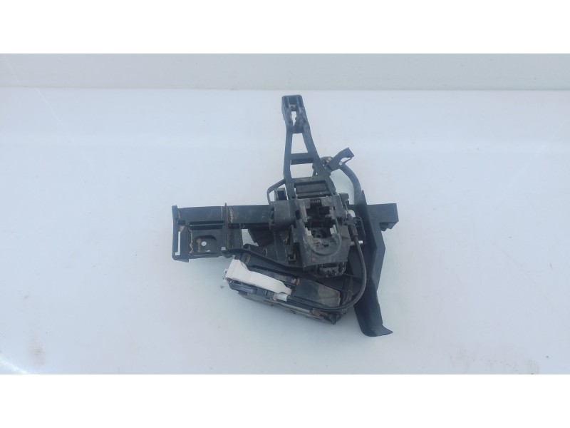Recambio de cerradura puerta trasera izquierda para ford focus iii 1.6 tdci referencia OEM IAM   