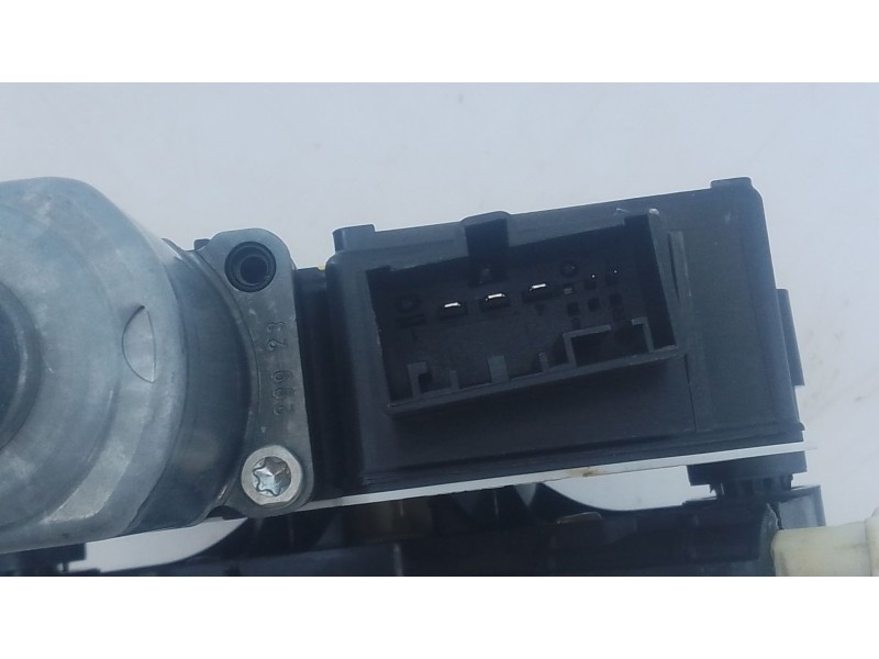 Recambio de elevalunas trasero izquierdo para volkswagen t-cross (c11, d31) 1.0 tsi referencia OEM IAM   