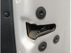 CERRADURA PUERTA DELANTERA IZQUIERDA 