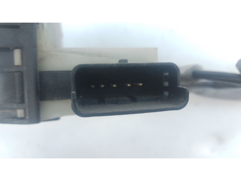 Recambio de cerradura puerta delantera derecha para citroën ds5 desire hybrid4 referencia OEM IAM 9686919180  