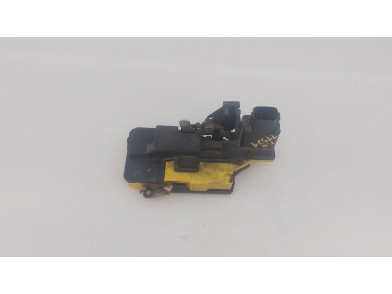 Recambio de cerradura puerta trasera derecha para volvo xc90 d5 referencia OEM IAM   