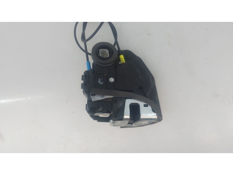 Recambio de cerradura puerta trasera derecha para toyota auris (_e18_) 1.4 d-4d (nde180_) referencia OEM IAM   