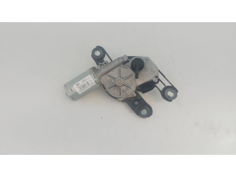 Recambio de motor limpia trasero para volkswagen caddy v furgoneta/monovolumen (sba, sbh) 2.0 tdi bmt referencia OEM IAM 8V09557