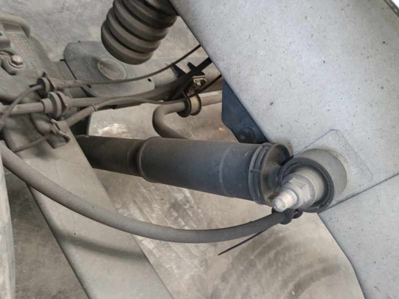 Recambio de amortiguador trasero derecho para renault master iii caja/chasis (ev, hv, uv) 2.3 dci 125 fwd (ev0c, ev0d, ev0j, hv0