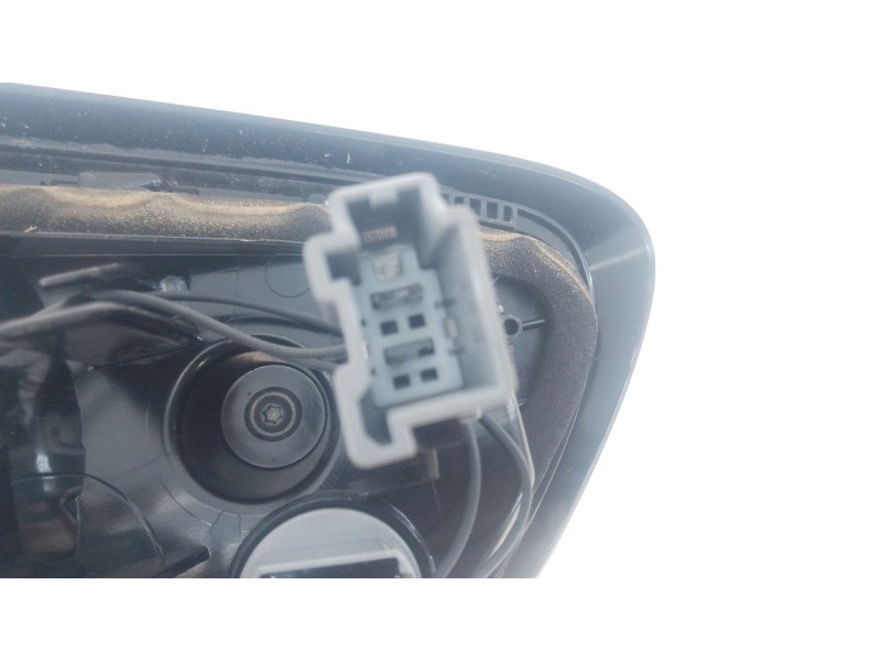 Recambio de piloto trasero derecho porton para ford puma (j2k, cf7) 1.0 ecoboost mhev referencia OEM IAM   