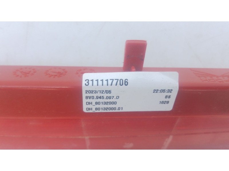 Recambio de luz central de freno para volkswagen taigo (cs1) 1.0 tsi referencia OEM IAM   