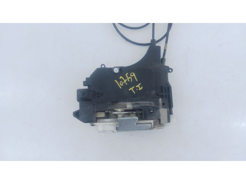 Recambio de cerradura puerta trasera izquierda para mitsubishi outlander (cw0) challenge 4wd referencia OEM IAM   