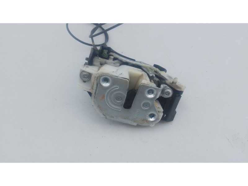 Recambio de cerradura puerta trasera izquierda para mitsubishi outlander (cw0) challenge 4wd referencia OEM IAM   