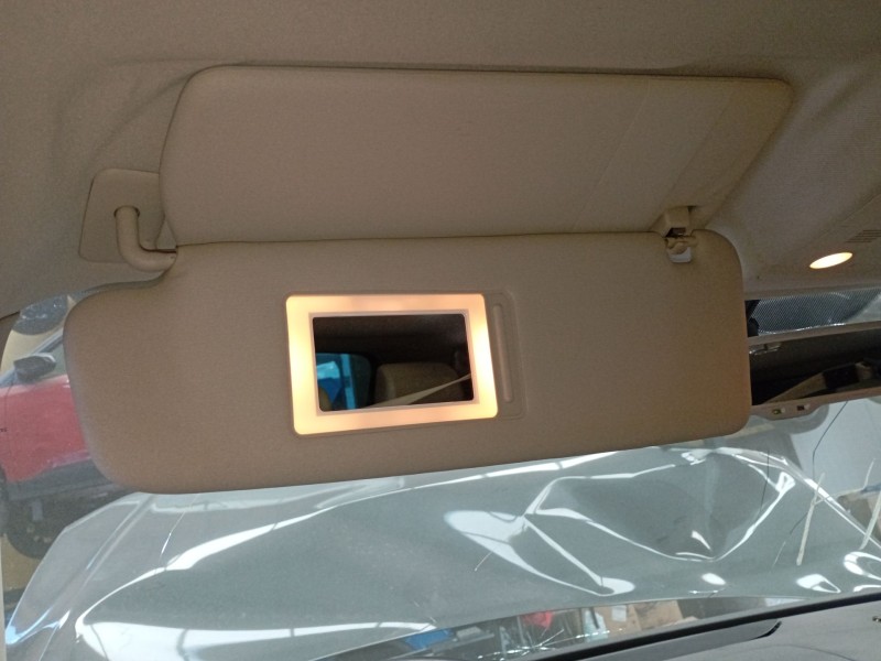 Recambio de parasol izquierdo para volkswagen touareg (7p5, 7p6) 3.0 v6 tdi referencia OEM IAM   