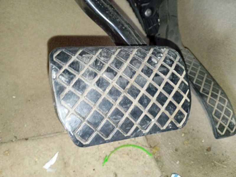 Recambio de pedal freno para volkswagen touareg (7p5, 7p6) 3.0 v6 tdi referencia OEM IAM   