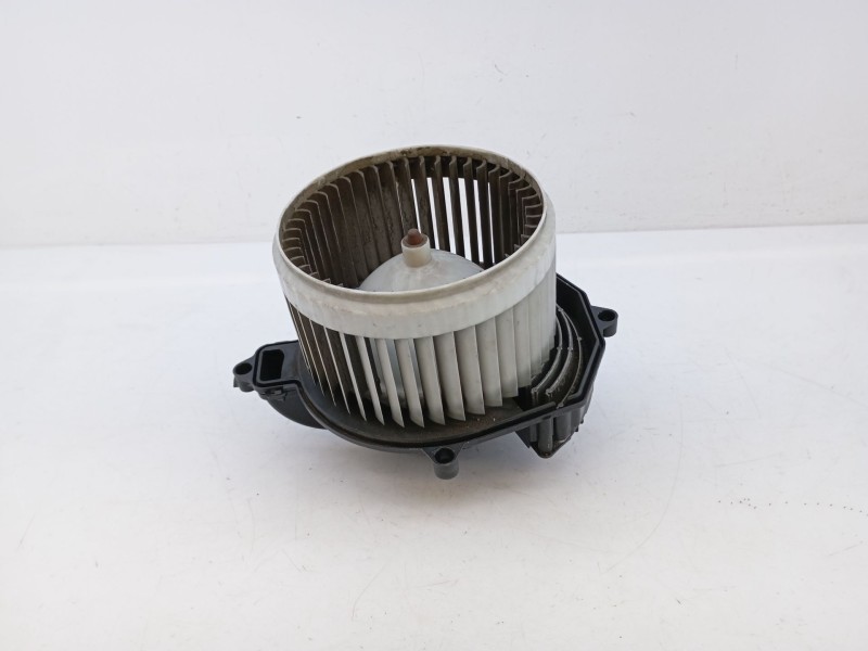 Recambio de ventilador calefaccion para citroën c4 grand picasso monospace referencia OEM IAM A43001400  
