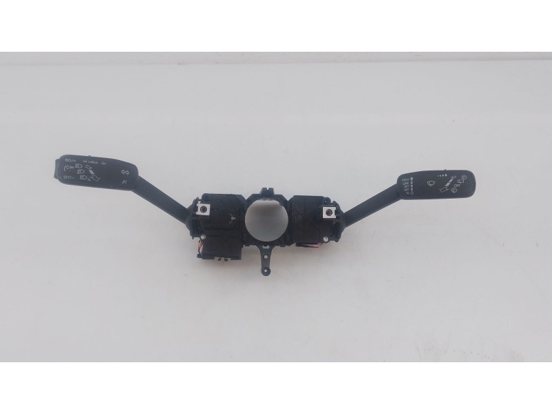 Recambio de mando intermitentes para skoda fabia iv (pj3) 1.0 tsi referencia OEM IAM   
