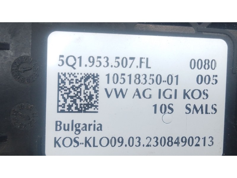 Recambio de mando intermitentes para volkswagen golf viii (cd1, da1) 1.0 tsi referencia OEM IAM   