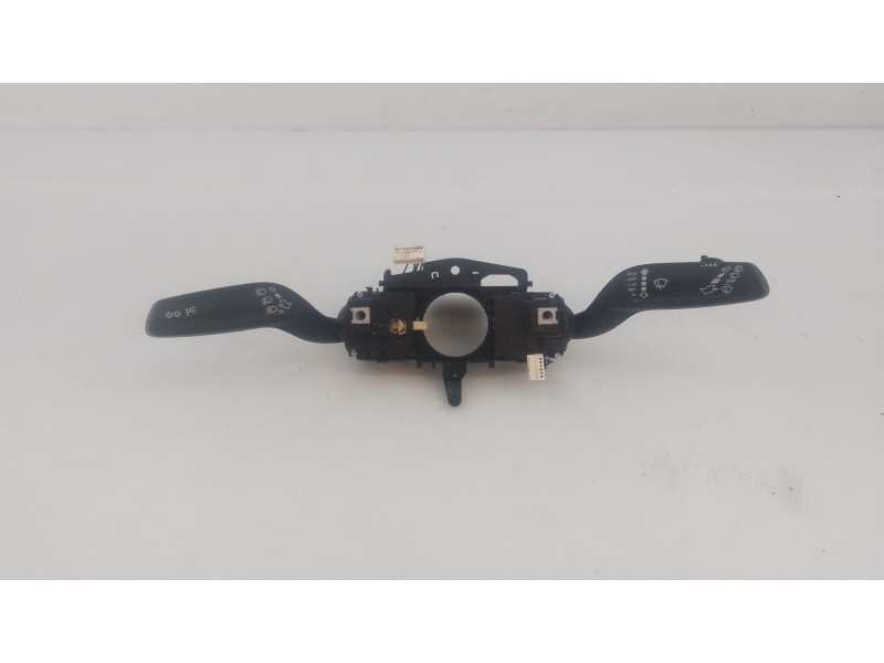 Recambio de mando intermitentes para audi a3 sportback (8vf) s line edition referencia OEM IAM   