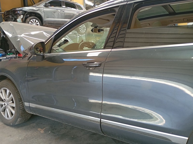 Recambio de puerta delantera izquierda para volkswagen touareg (7p5, 7p6) 3.0 v6 tdi referencia OEM IAM   