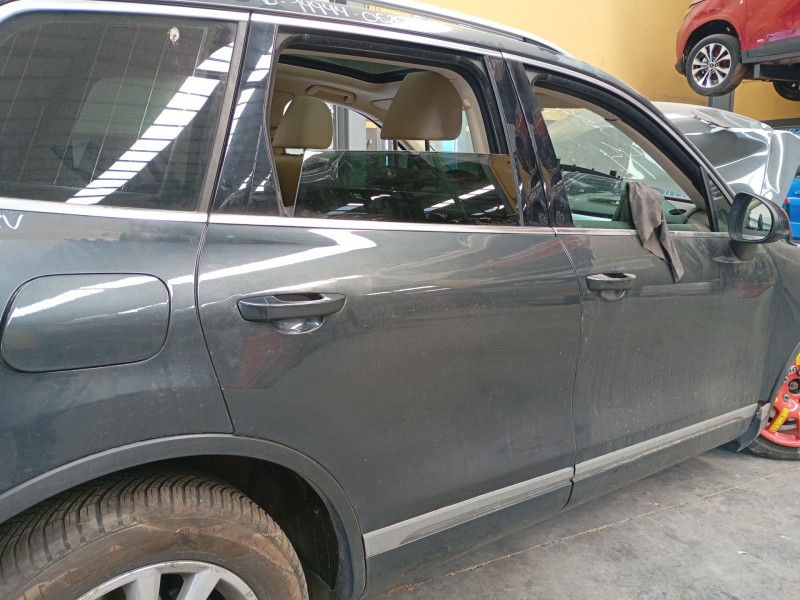 Recambio de puerta trasera derecha para volkswagen touareg (7p5, 7p6) 3.0 v6 tdi referencia OEM IAM   