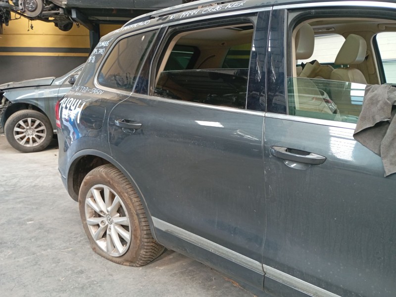Recambio de puerta trasera derecha para volkswagen touareg (7p5, 7p6) 3.0 v6 tdi referencia OEM IAM   
