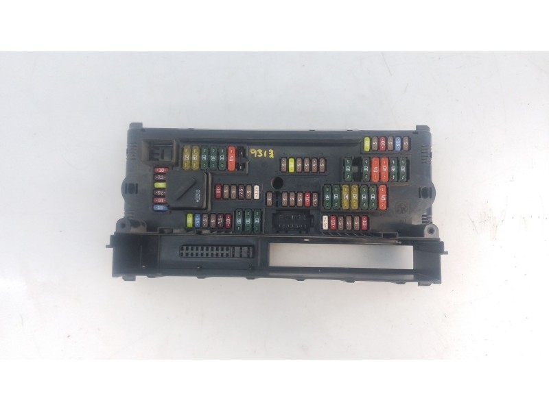 Recambio de caja reles / fusibles para bmw serie 7 (f01/f02) 740d referencia OEM IAM   