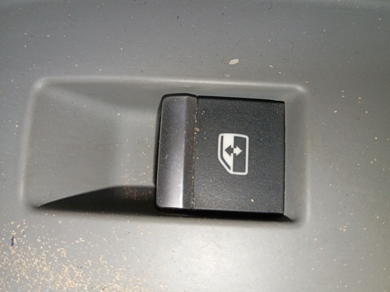 Recambio de mando elevalunas trasero derecho para audi a5 sportback (f5a, f5f) 3.0 tdi quattro referencia OEM IAM   