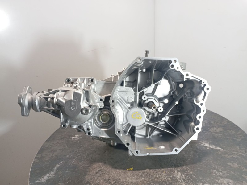 Recambio de caja cambios para nissan qashqai ii (j11, j11_) 1.3 dig-t referencia OEM IAM BB65 4BR 