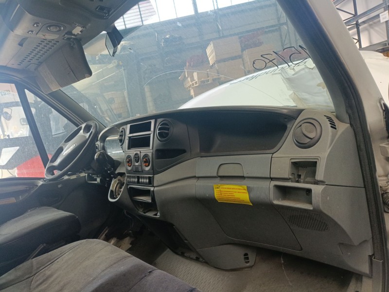 iveco daily iv caja/chasis del año 2006