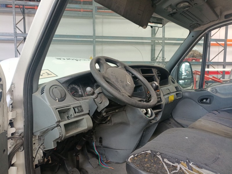 iveco daily iv caja/chasis del año 2006