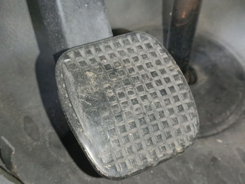 Recambio de pedal embrague para iveco daily iv caja/chasis 35c12, 35s12 referencia OEM IAM   