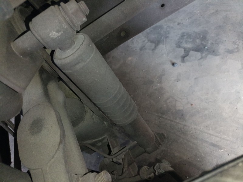 Recambio de amortiguador delantero izquierdo para iveco daily iv caja/chasis 35c12, 35s12 referencia OEM IAM   