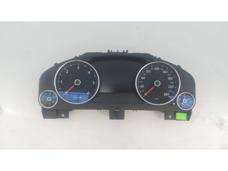 Recambio de cuadro instrumentos para volkswagen touareg (7p5, 7p6) 3.0 v6 tdi referencia OEM IAM 7P6920882M  