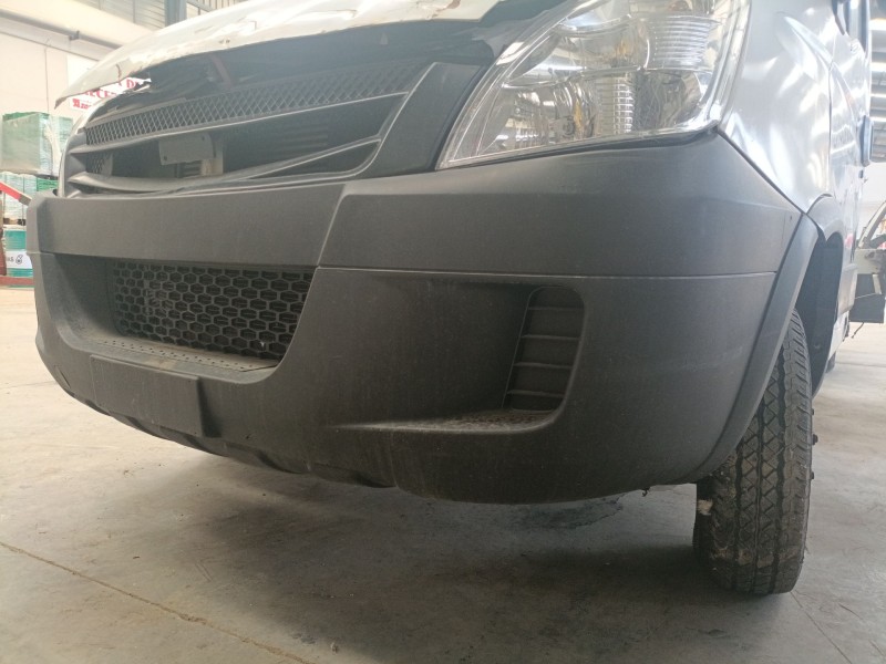Recambio de paragolpes delantero para iveco daily iv caja/chasis 35c12, 35s12 referencia OEM IAM   