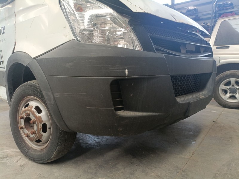 Recambio de paragolpes delantero para iveco daily iv caja/chasis 35c12, 35s12 referencia OEM IAM   