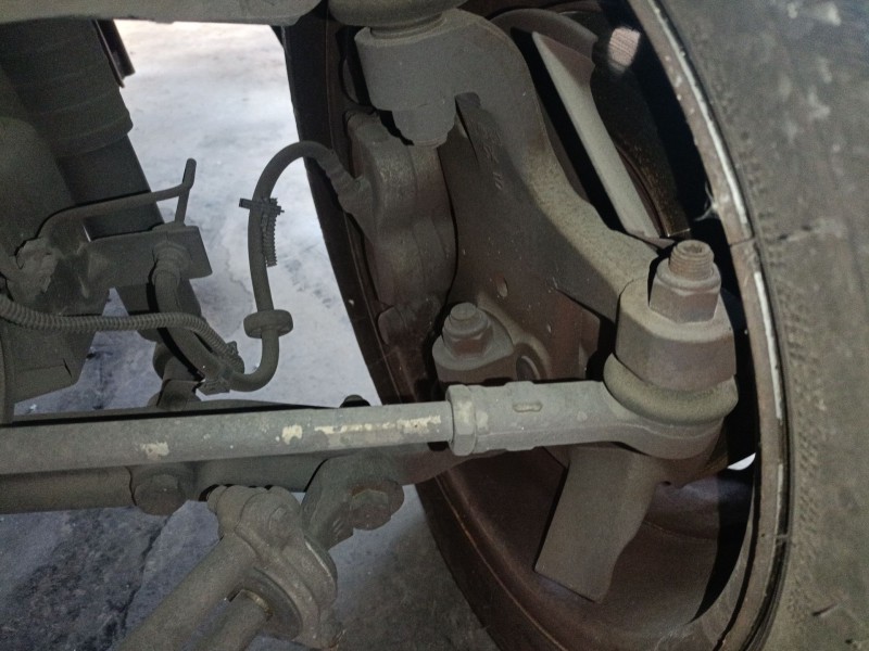 Recambio de mangueta delantera izquierda para iveco daily iv caja/chasis 35c12, 35s12 referencia OEM IAM   