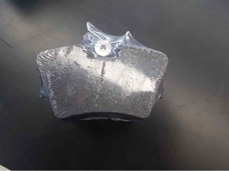 Recambio de pastillas de freno para » otros... modelos referencia OEM IAM B110870  NUEVO