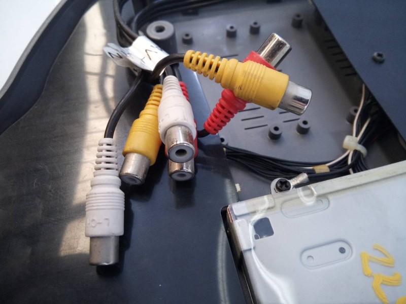 Recambio de pantalla multifuncion para » otros... modelos referencia OEM IAM XM1050CB LA005GCM0243 E3-B6-50-2
