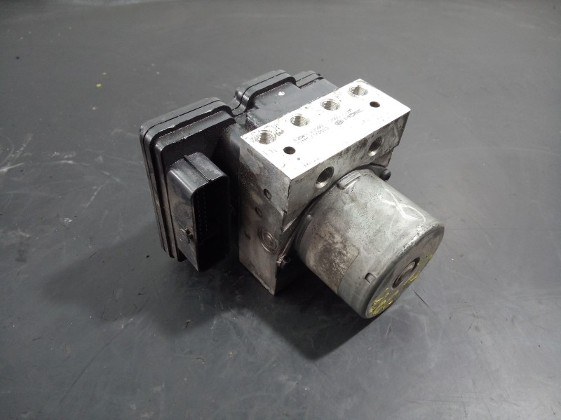 Recambio de abs para kia  kia cee¨d 2 (jd) referencia OEM IAM 58920A2210 A258920500 P3-B8-24-1