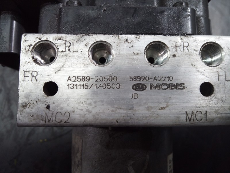 Recambio de abs para kia  kia cee¨d 2 (jd) referencia OEM IAM 58920A2210 A258920500 P3-B8-24-1