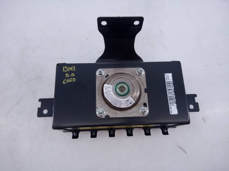 Recambio de airbag delantero derecho para kia  kia cee¨d 2 (jd) referencia OEM IAM JDPSYE1D110183  E2-B5-55-1