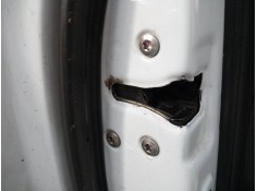 CERRADURA PUERTA DELANTERA IZQUIERDA 