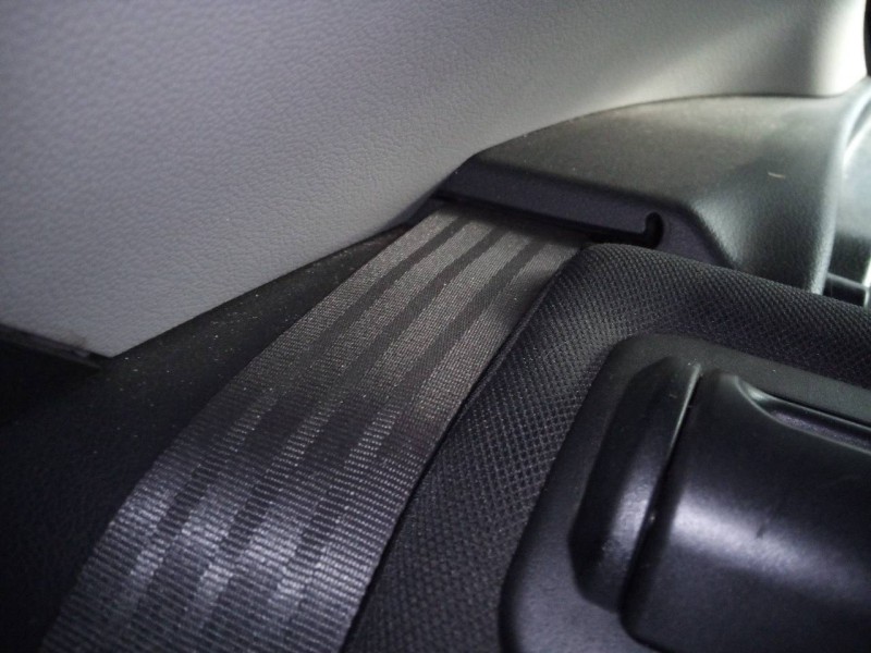 Recambio de cinturon seguridad trasero derecho para kia  kia cee¨d 2 (jd) referencia OEM IAM   