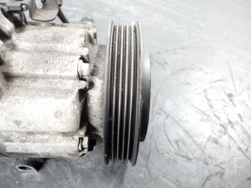 Recambio de compresor aire acondicionado para kia  kia cee¨d 2 (jd) referencia OEM IAM F500JDCCE12 FD46XG P3-B2-8-4