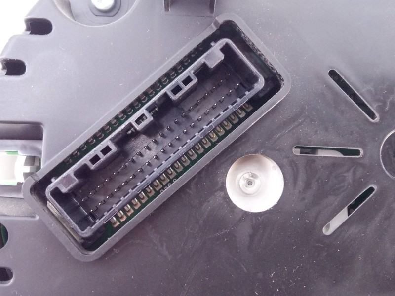 Recambio de cuadro instrumentos para kia  kia cee¨d 2 (jd) referencia OEM IAM 94003A2332  E3-A3-39-1
