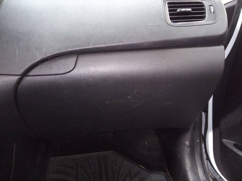 Recambio de guantera para kia  kia cee¨d 2 (jd) referencia OEM IAM   