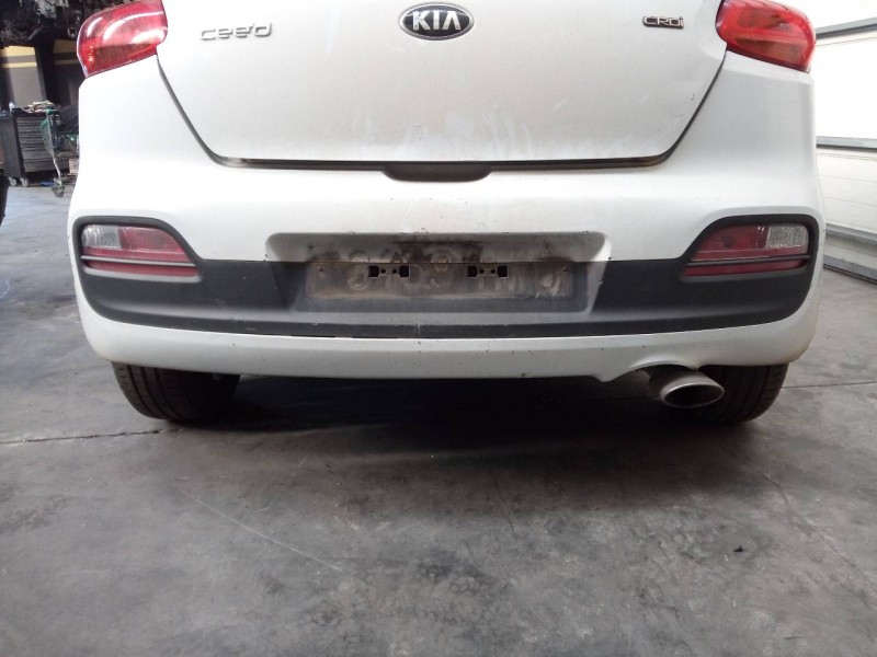 Recambio de paragolpes trasero para kia  kia cee¨d 2 (jd) referencia OEM IAM   