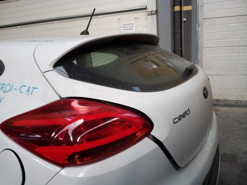 Recambio de porton trasero para kia  kia cee¨d 2 (jd) referencia OEM IAM   