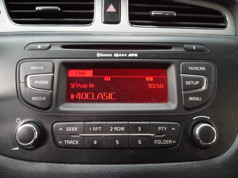 Recambio de sistema audio / radio cd para kia  kia cee¨d 2 (jd) referencia OEM IAM 96170A2100WK  E3-A3-45-4