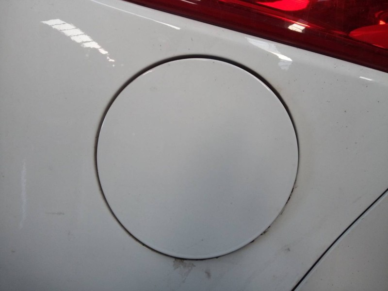 Recambio de tapa exterior combustible para kia  kia cee¨d 2 (jd) referencia OEM IAM   